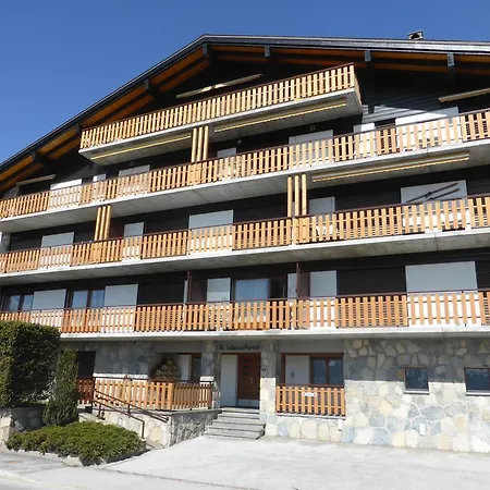 N°4, Immeuble Le Weisshorn アパート クラン
